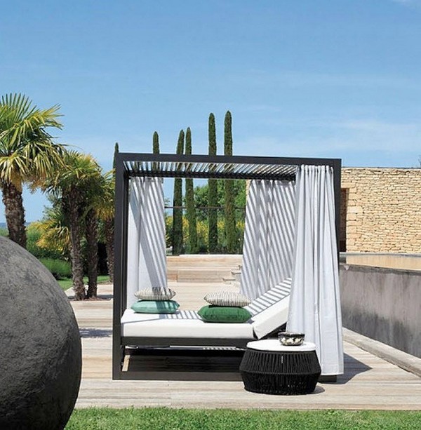 [Nice] 30 Outdoor Canopy Beds Ideas for a Romantic Summer